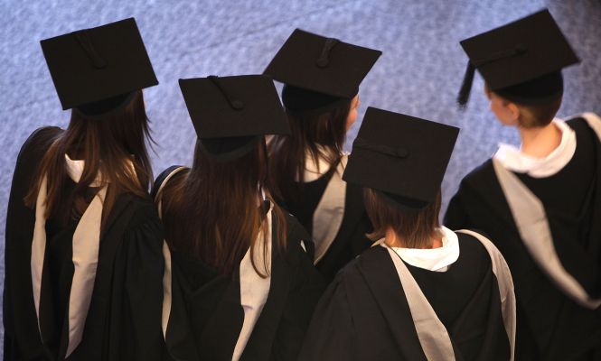 Foto personas licenciadas